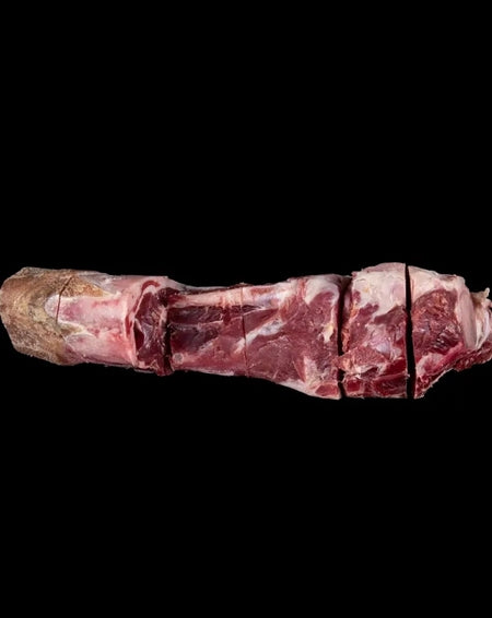 Gepökelter Schweinshaxe