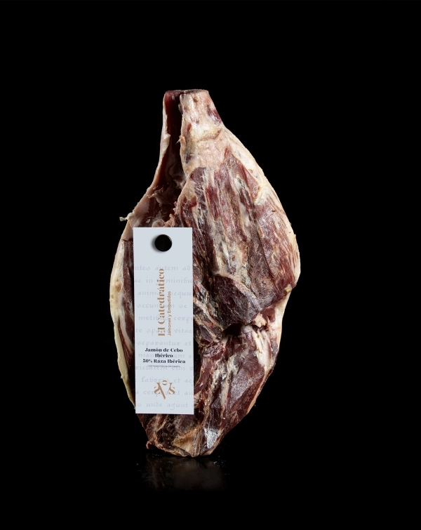 Jamón de Cebo ibérico 50% raza ibérica (Deshuesado)