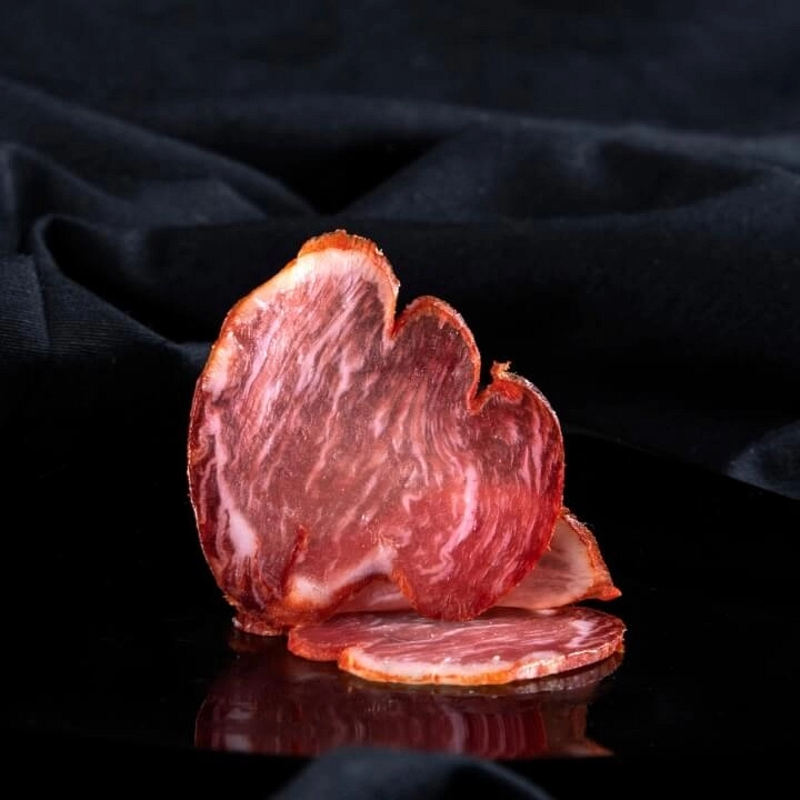 Lomo ibérico de bellota, recomendado para personas con diabetes por su alto contenido en proteínas.